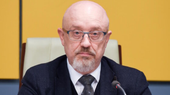    Министр обороны Украины заявил, что может подать в отставку Дарья Смирнова