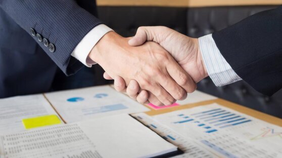    Инвесторы смогут продать замороженные иностранные бумаги за деньги со счетов "С" Богдан Герцен