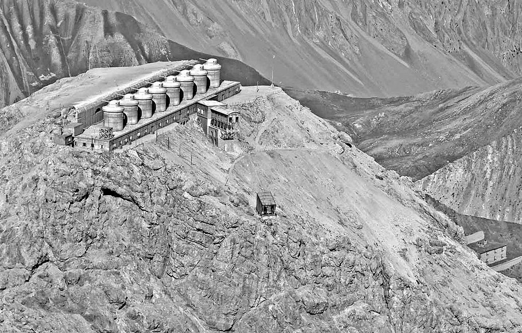 Вид с самолёта батареи №515 (форт Шабертон) со стороны Италии. (с) kykyryzo.ru