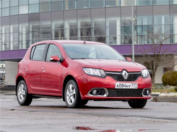 
Хэтчбеки Renault Sandero выпускаются с 2010 года в Москве. 
