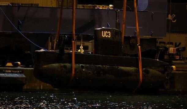 "Наутилус" поднят на поверхность после затопления  