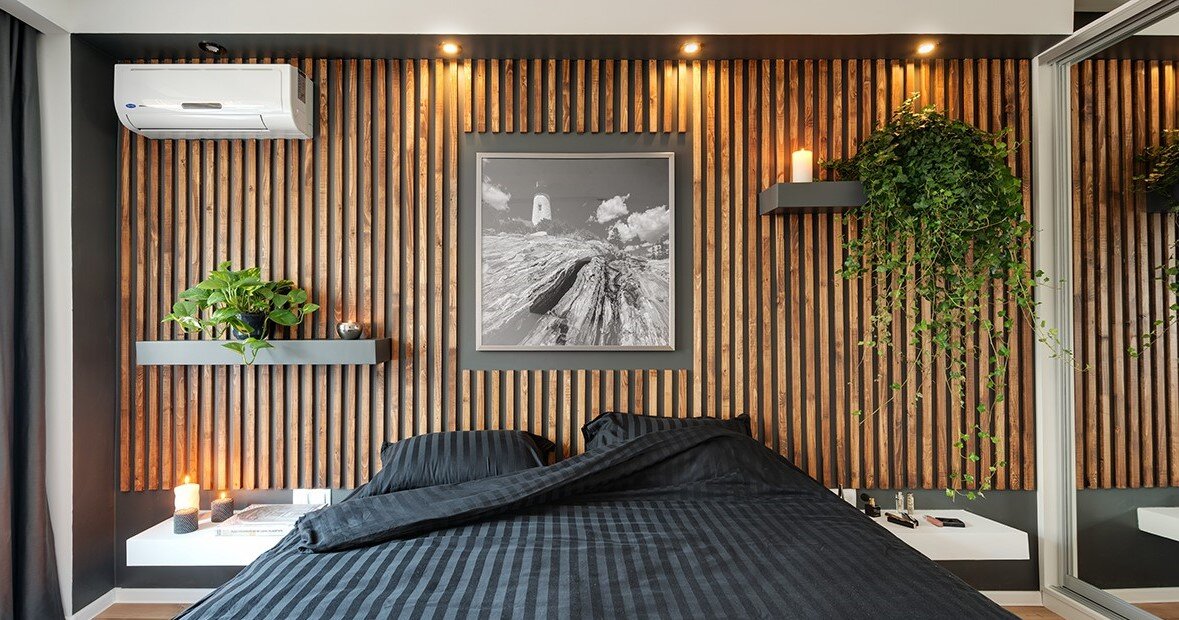 Пример работы из реек на стене