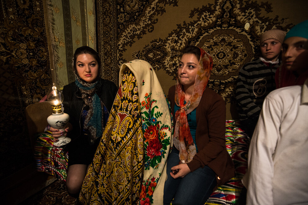 Первая ночь благословение. Дагестанская свадьба. Свадьба в Дагестане. Традиционная Дагестанская свадьба. Дагестанская свадьба обычаи и традиции.