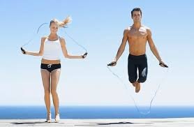 Прыжки на скакалке.