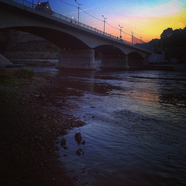 Мост дружбы ( Граница России и Эстонии)