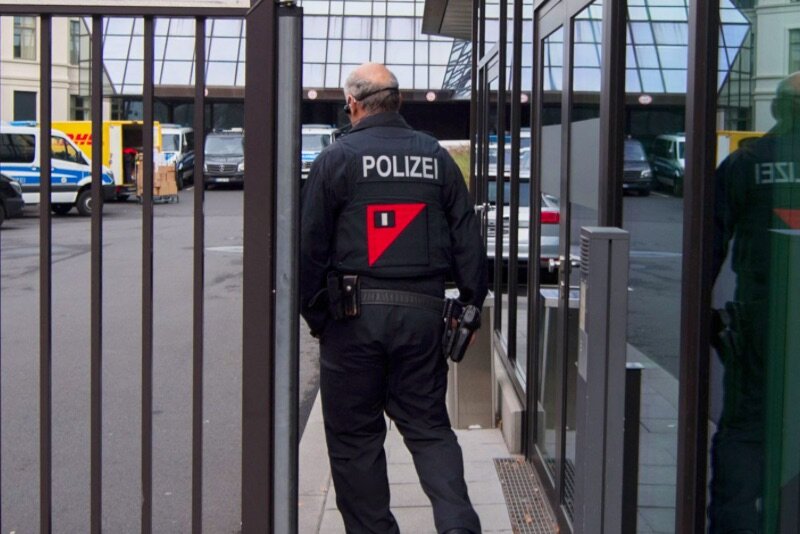 «Панамское досье» продолжает преследовать крупнейшую кредитную организацию ФРГ.