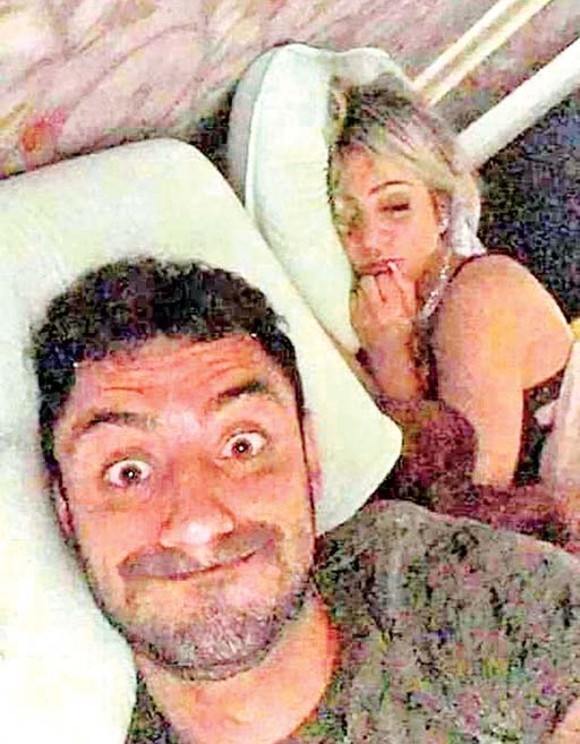 Эта фотография привела конец футболисту