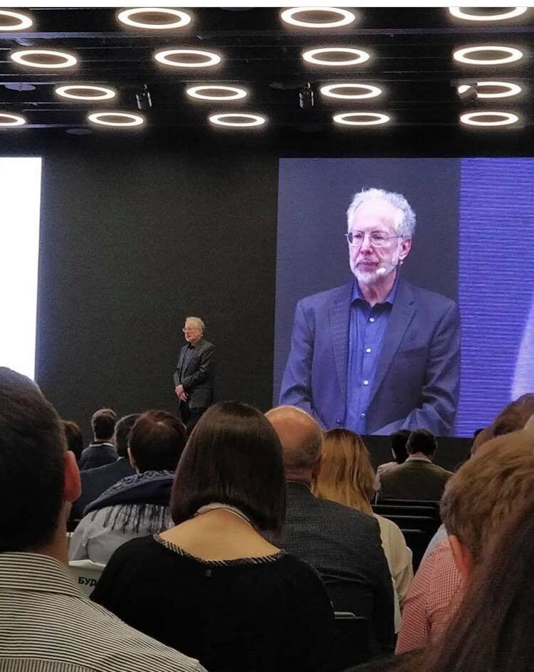 05-07 декабря компания ORGPM провела в Москве лин-сессию "Дао-Тойота" с участием Джеффри Лайкера (на фото) и других экспертов. 