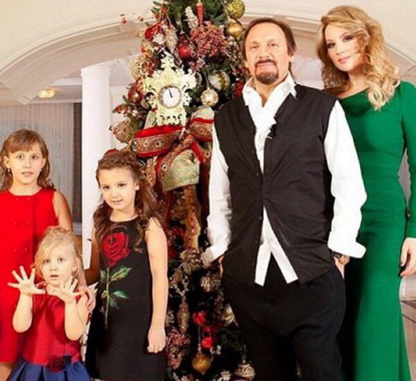 сколько детей у стаса