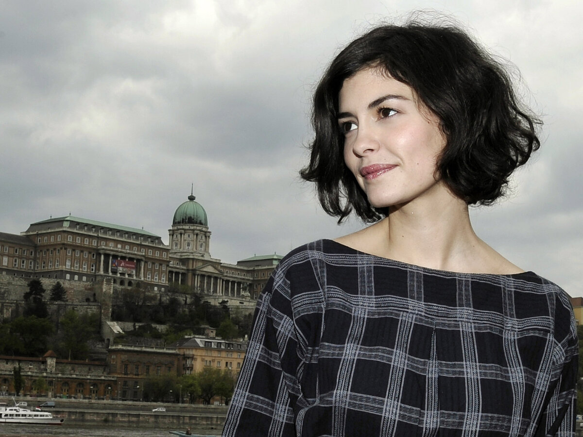 типичная француженка. парижский гаврош стиль. французские женщины. женщины француженки. стиль парижский шик.