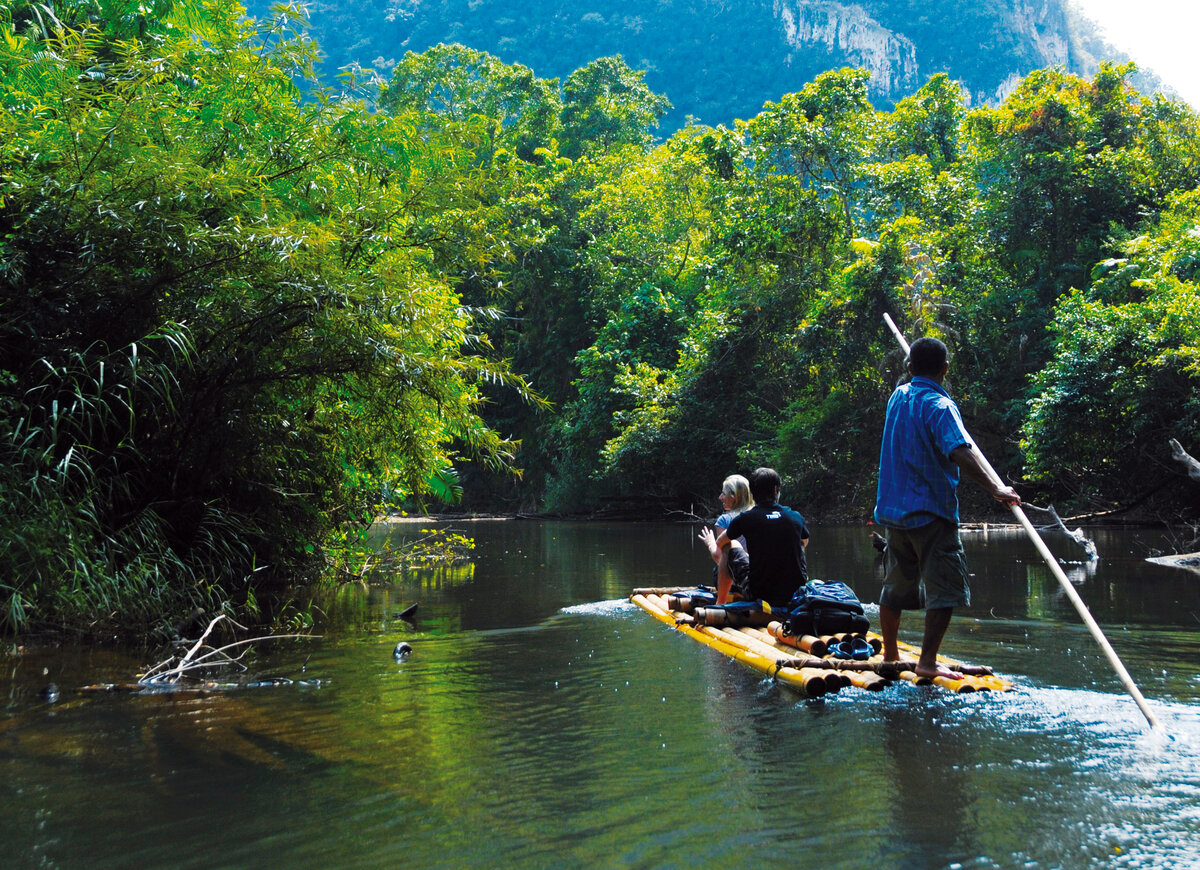 Phusok Bamboo Raft. Тайланд.