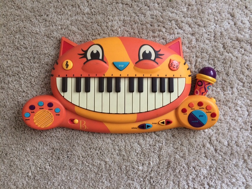 пример музыкального пианино