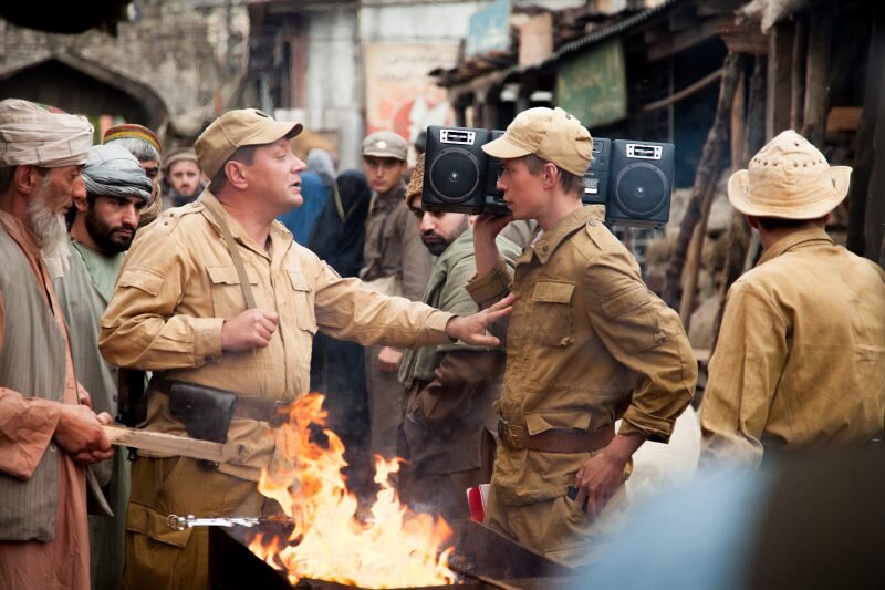 Кадр из кинофильма "Братство"