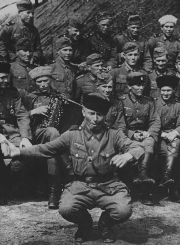 Типичные казаки вермахта.