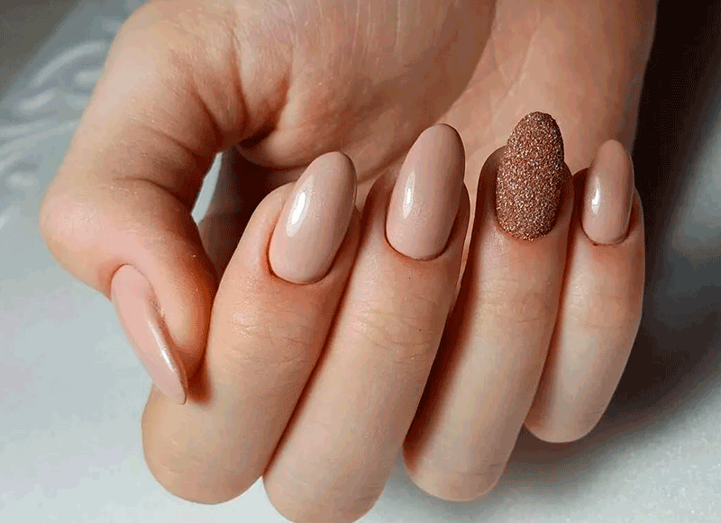 10 идей модного весеннего маникюра