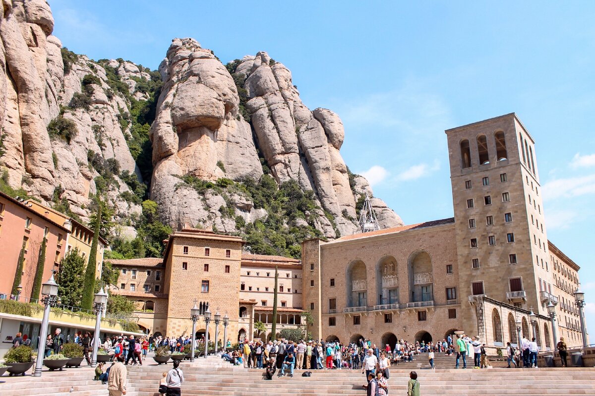 Cuanto cuesta ir a montserrat desde barcelona