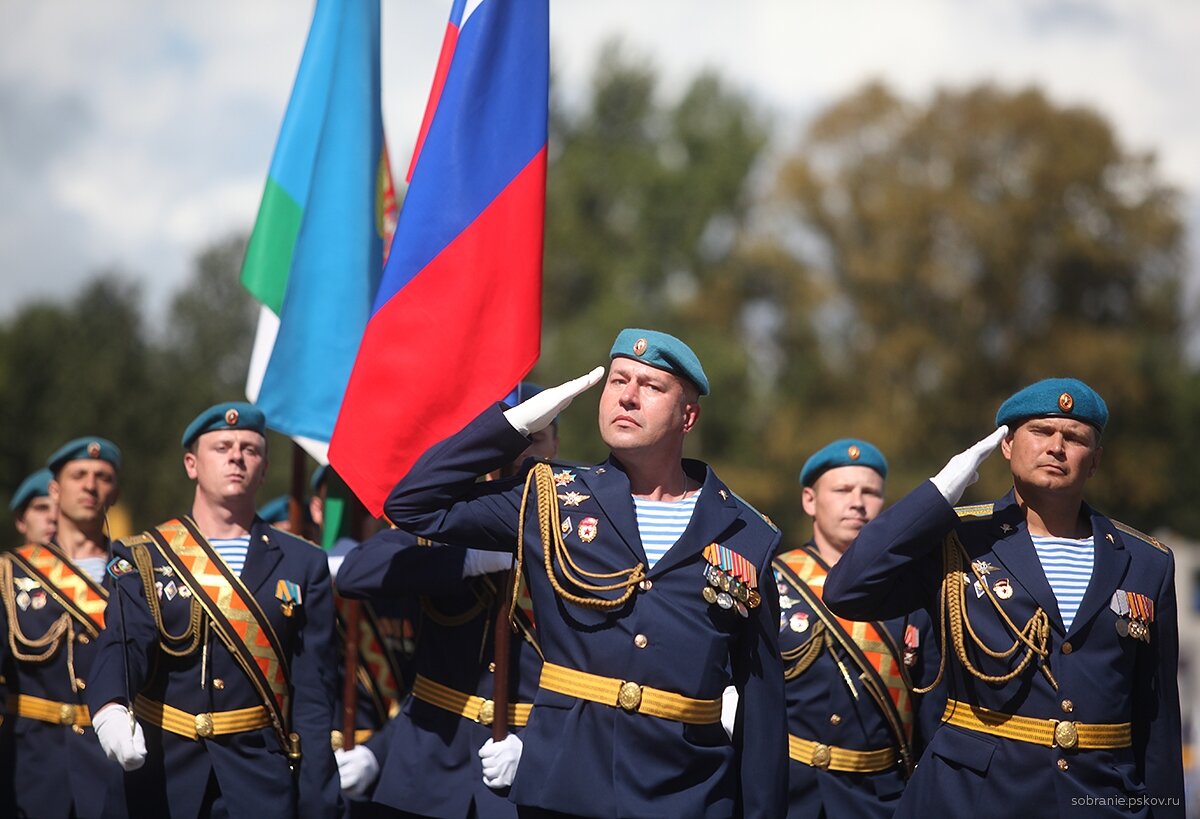 Десантники войска. Войска ВДВ В России. Воздушно-десантных войск России. Воздушно-десантные войска (ВДВ) РФ. ВДВ РФ.