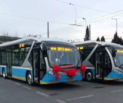 Сочлененные троллейбусы для замены автобусов на скоростных линиях. Поставка началась с 2014 года