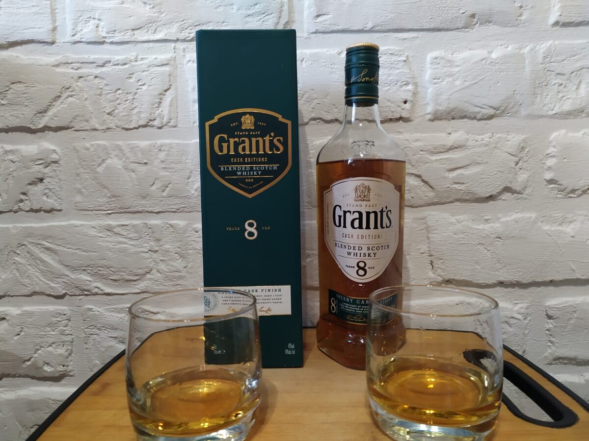 Grants cask finish. Grants 8 Sherry Cask. Вильям Грантс виски. Grants виски зеленый.