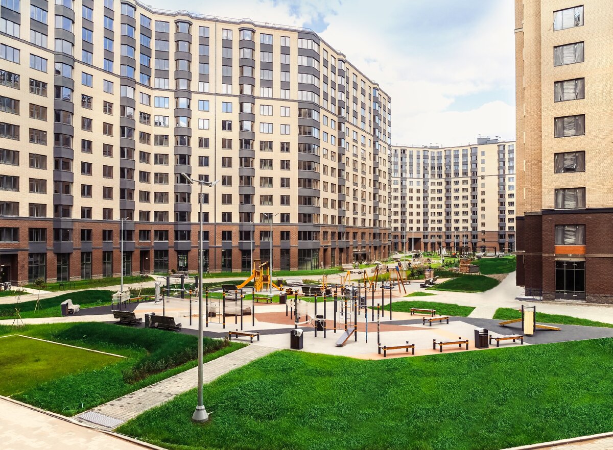 Благоустройство двора первой очереди