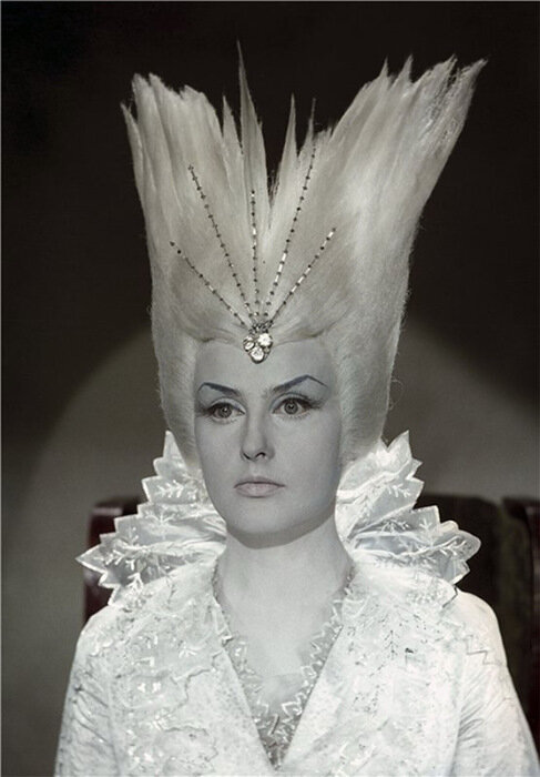 Наталья Климова в роли Снежной королевы. / Фото: www.livejournal.com