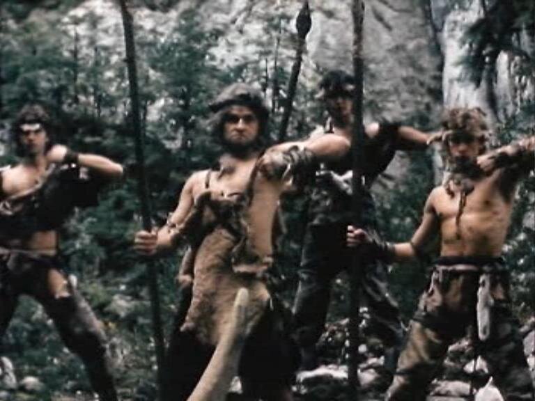 Дискотека каменного века.  Мужской вог .