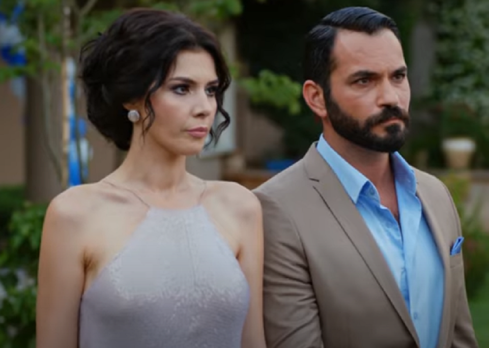 Кадр из сериала "Любовь против судьбы"