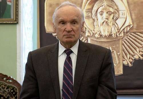 Алексей Ильич Осипов, профессор богословия МДА (фото из Яндекс Картинки)