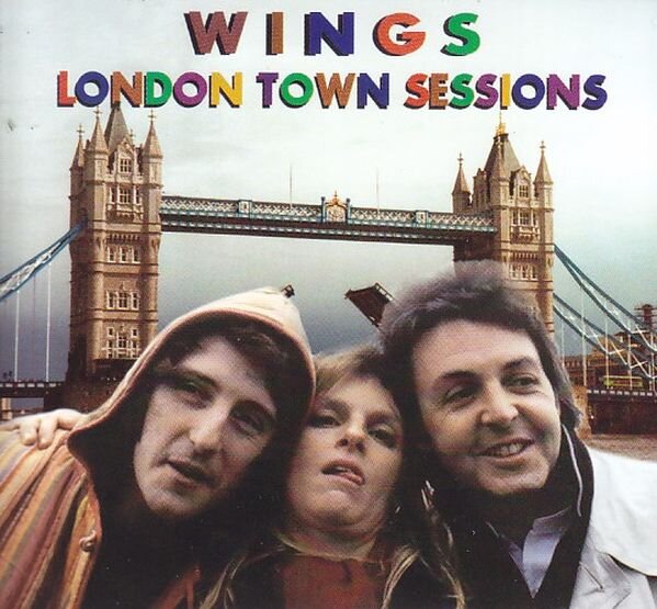 Mccartney london. Paul MCCARTNEY "London Town". Paul MCCARTNEY & Wings London Town. Paul MCCARTNEY London Town 1978. 1978 - London Town.