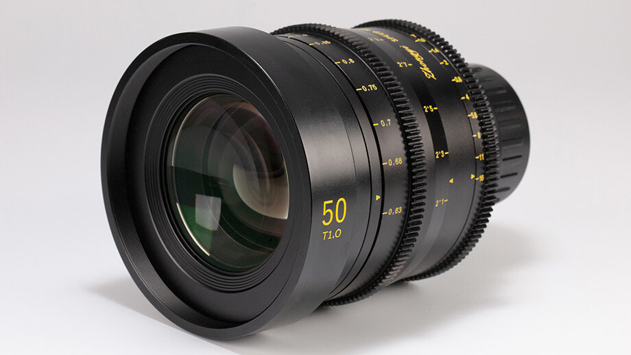 Mitakon Speedmaster 50mm T1.0