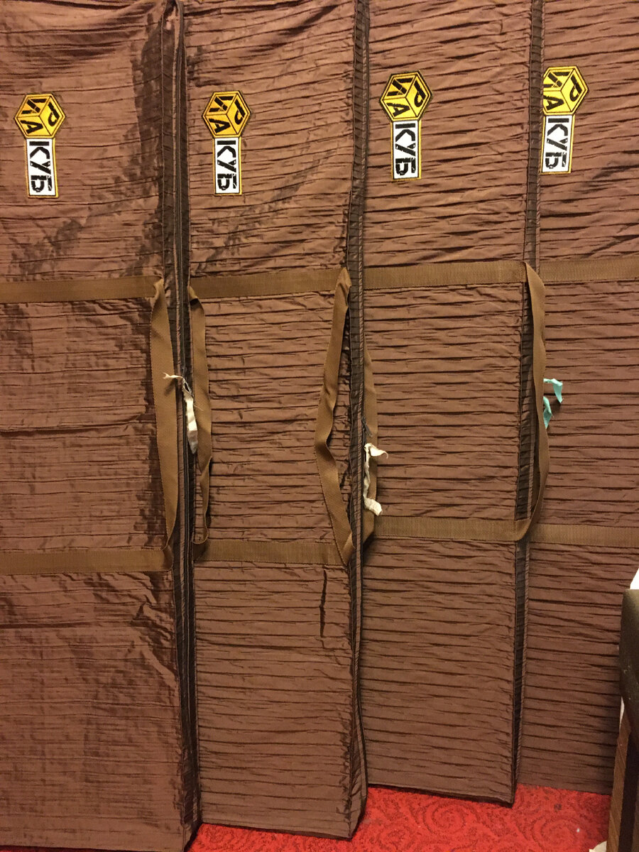 Мои картины в ожидании отправки