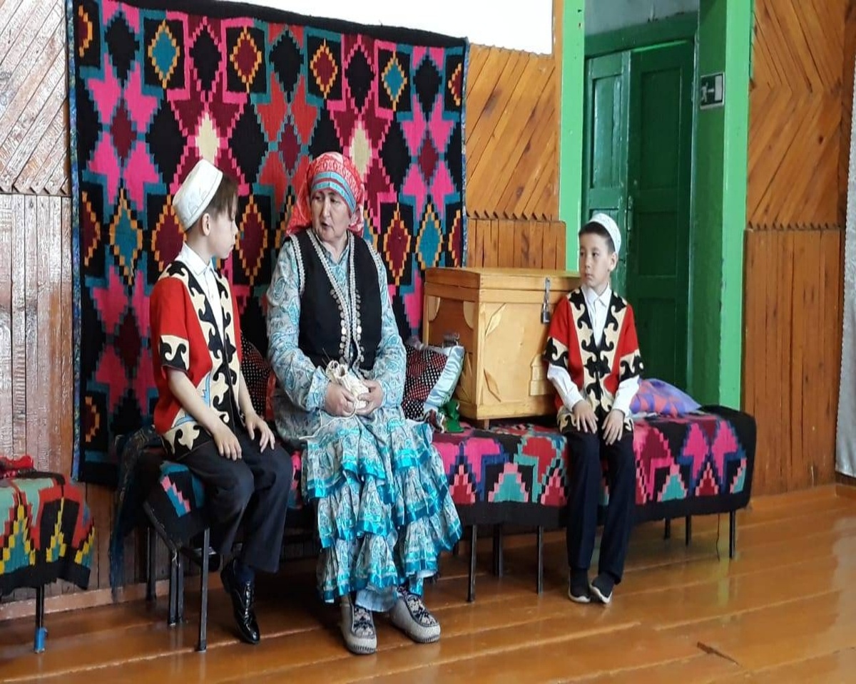 Обычай "Бабушкин сундучок"