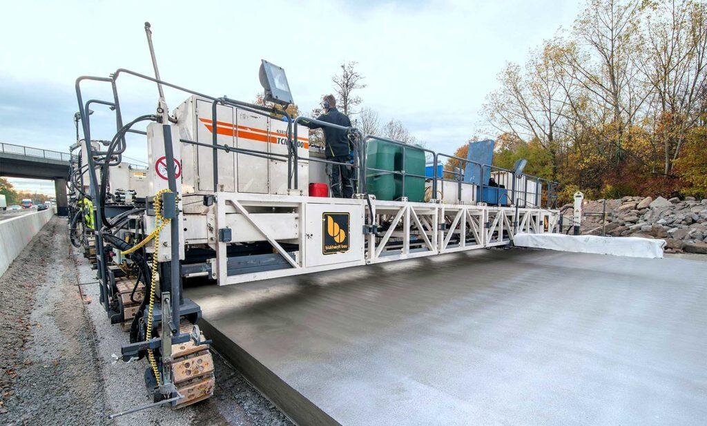 строительство бетонной дороги