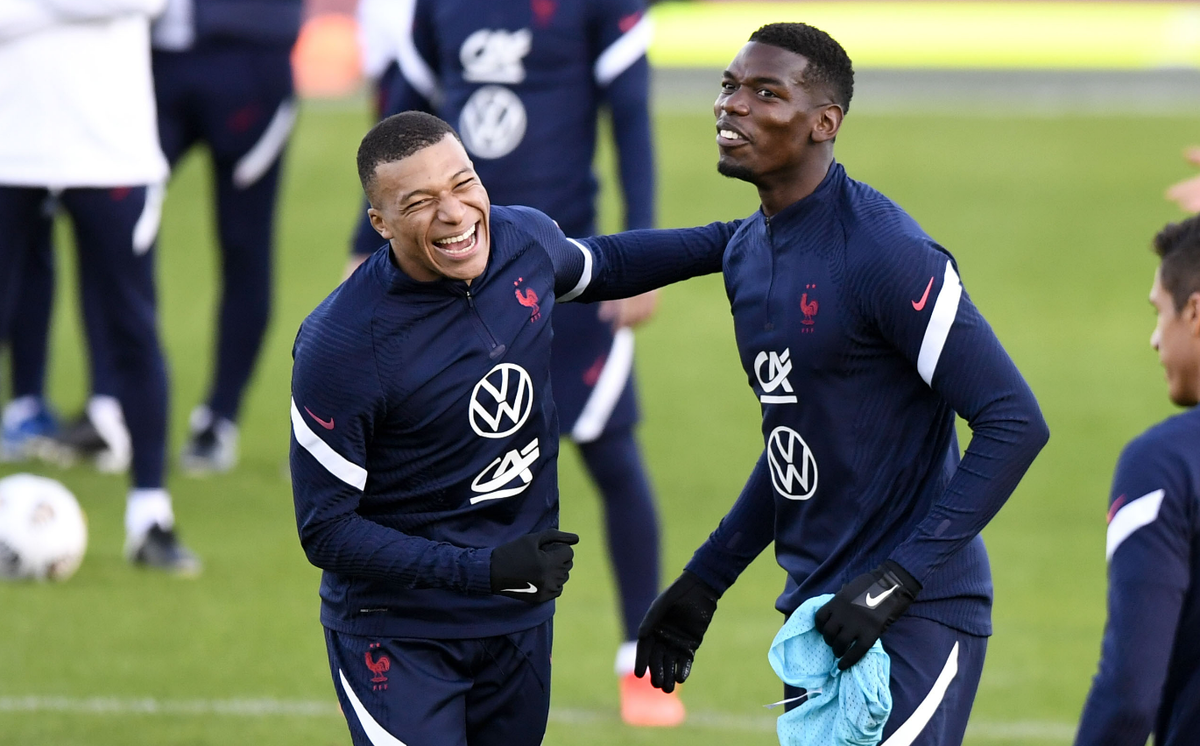 Между Килианом Мбаппе и Полем Погба пробежала черная кошка? Фото: globallookpress