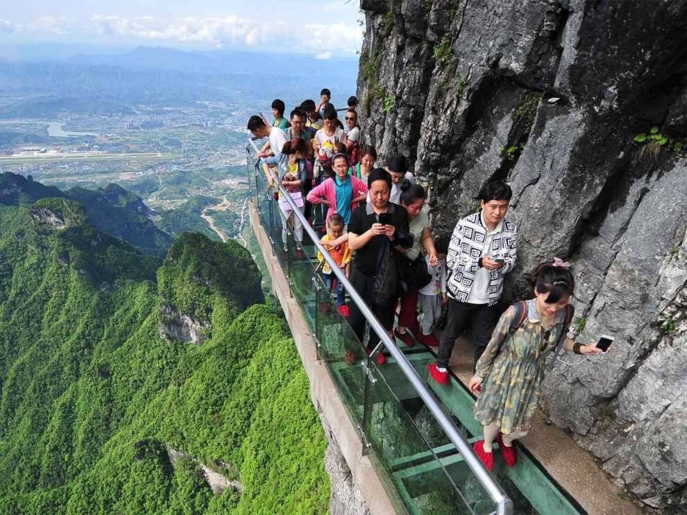 Zhangjiajie водопад в Китае