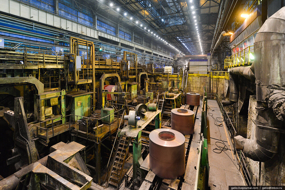 стан 2000 нлмк. холоднокатаная сталь северсталь. пятиклетевой стан 2030 нлмк. рулонная сталь нлмк. нлмк производство.