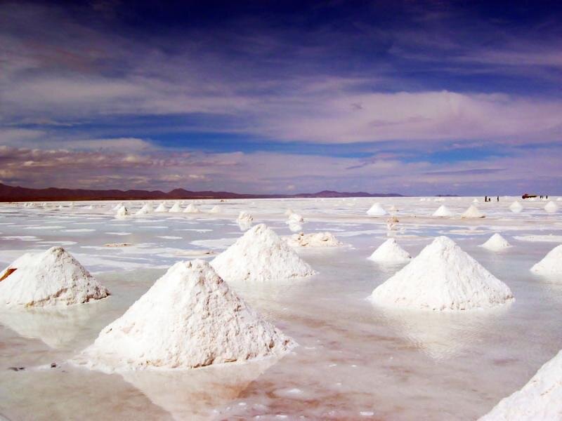 Большое соленое озеро глубина. Штат Юта соленое озеро. Большое соленое озеро Юта. Большое соленое озеро в Северной Америке. Большое солёное озеро, штат Юта, США.