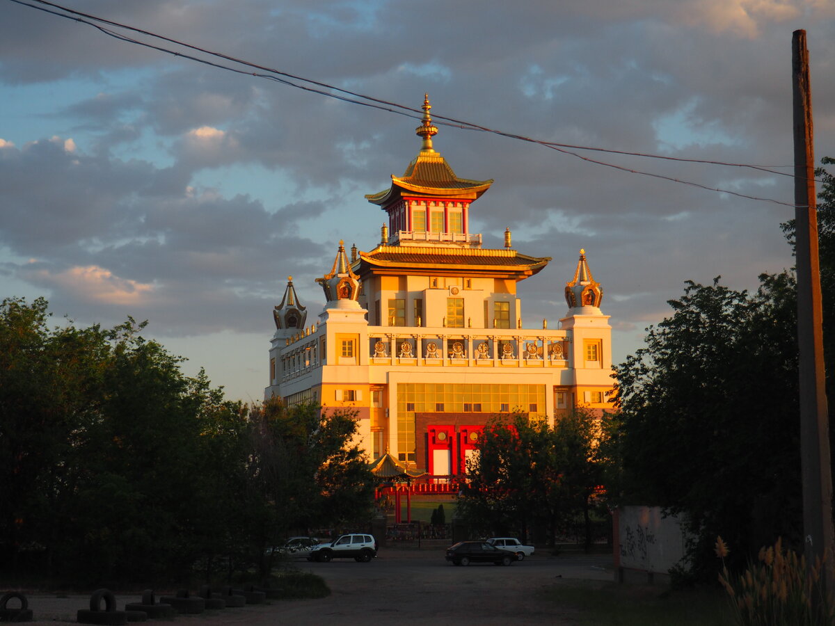 Буддийский храм в россии фото