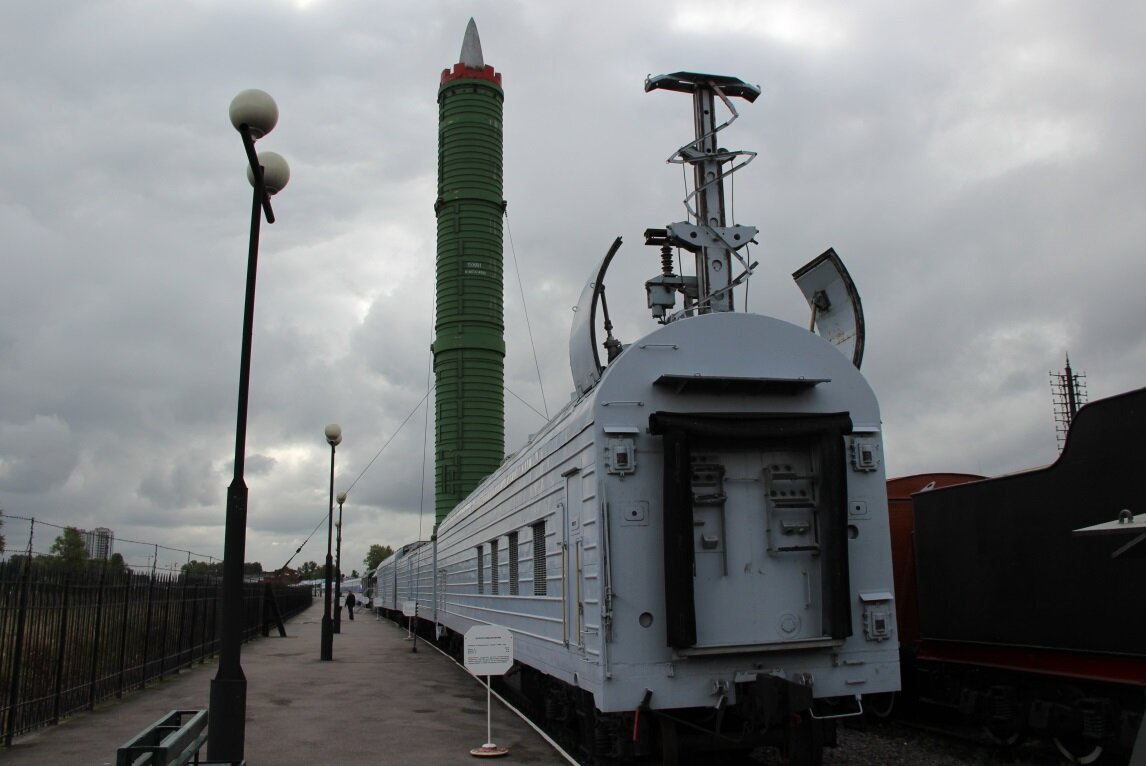 Агрегат обеспечения и пусковая установка пускового модуля БЖРК / Фото: ТГД