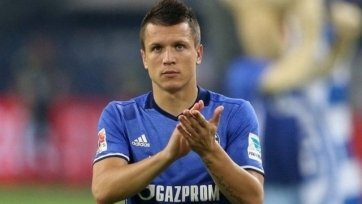 Встреча в Гельзенкирхине завершилась победой хозяев поля со счетом 1:0. После этого поражения «Локомотив» занял последнее место в группе и остался без еврокубковой весны.
