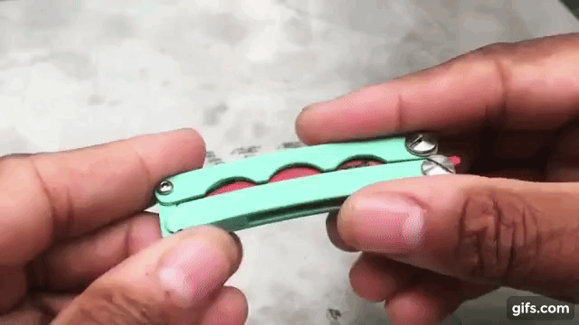 Прототип карманного балисонга. Клинок M390 SS, титановая рукоять. 