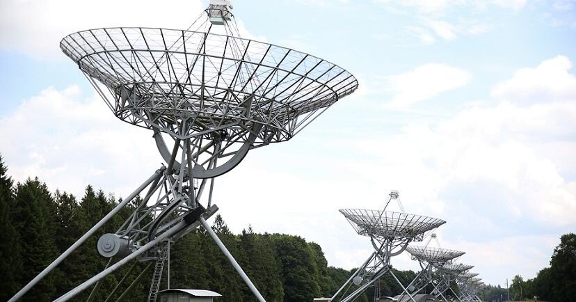 Сеть радиотелескопов в Нидерландах. Фото: Astronews