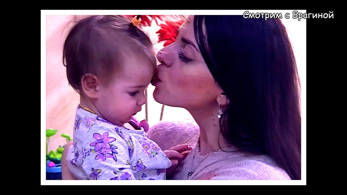 Оля Рапунцель с дочкой Василисой, фото: кадр эфира 