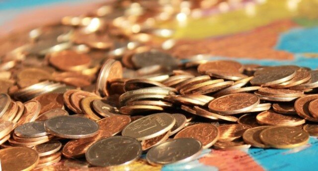 Приметы про деньги: чего ждать, если случайно просыпалась мелочь или потерялась монетка?