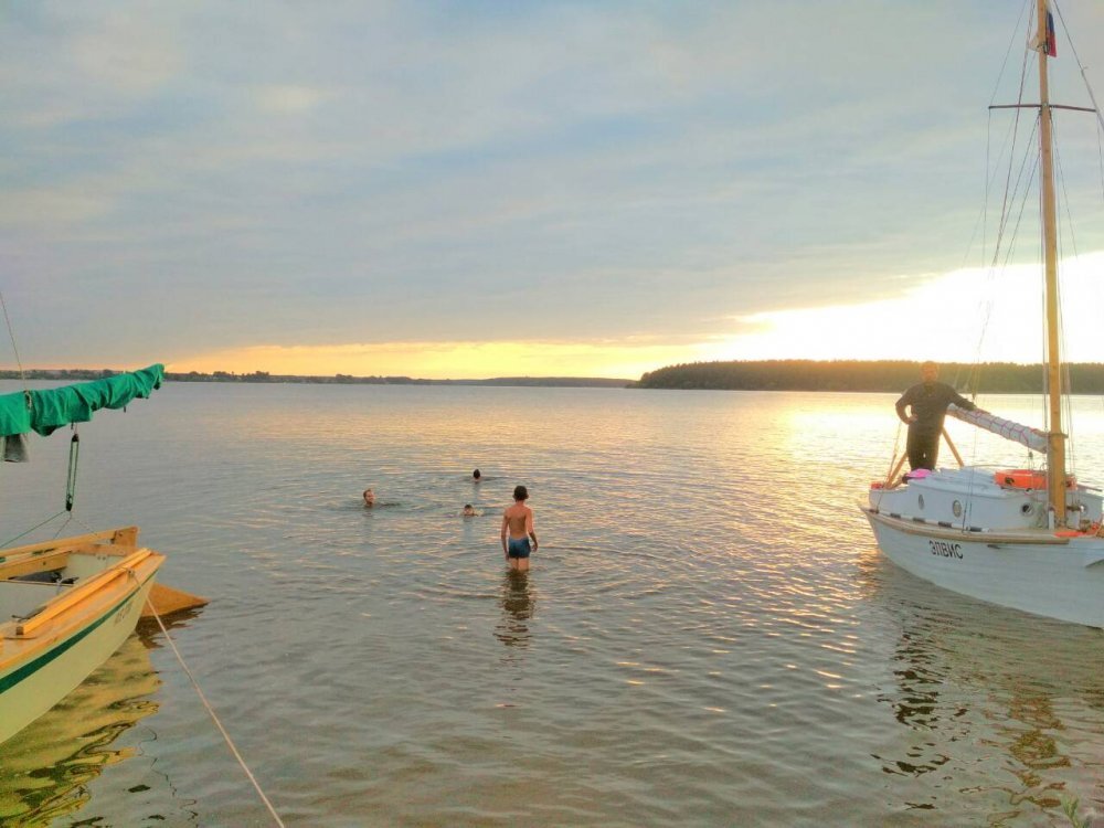 На закате в Мышкино