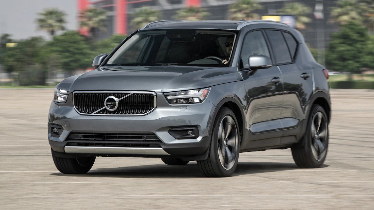 Volvo XC40 T4