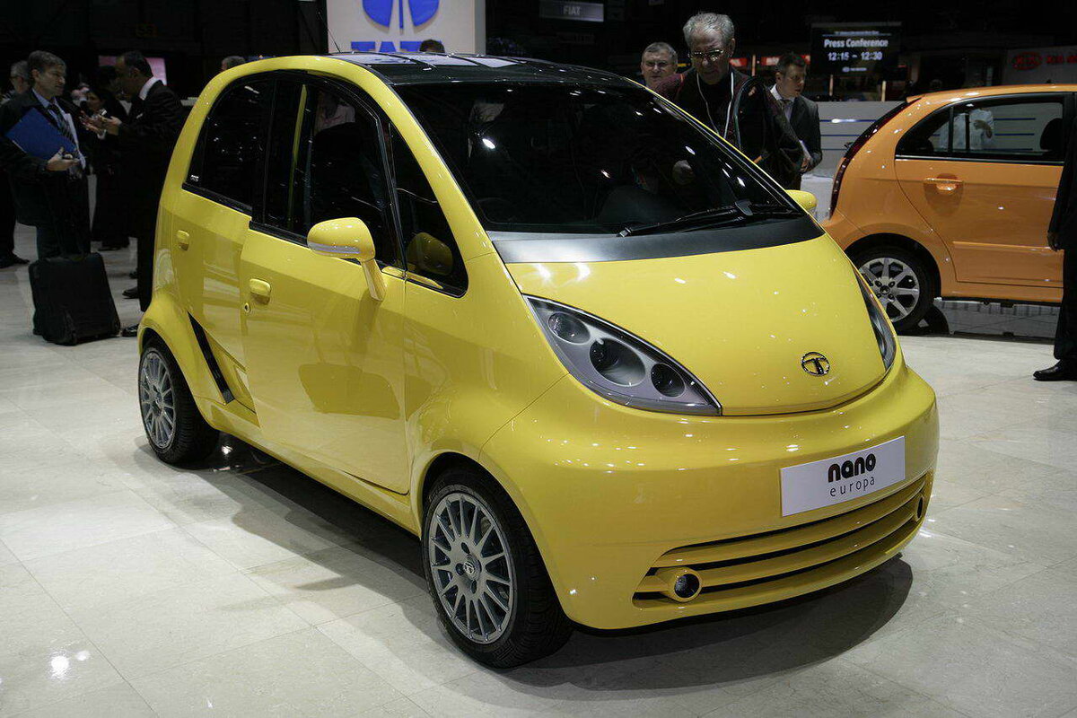 Самый дешевый автомобиль Tata Nano