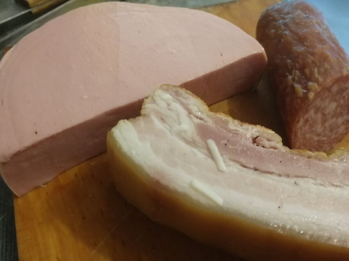 Докторская, грудинка, сырокопченка