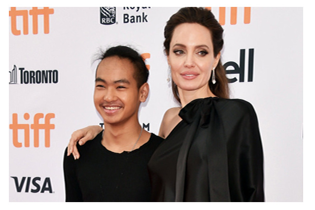  Мэддокс Джоли-Питт и Анджелина Джоли