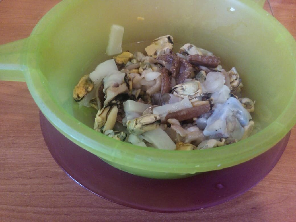 Промойте холодной водой